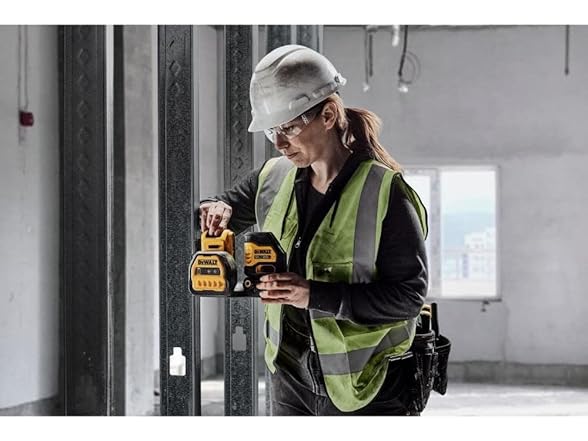 thumbnail image 2 of DeWalt DEWALT 12V/20V MAX Cordless Green Cross Line 5-Spot Laser Level (Bare Tool) | Morganfield 2 of 10
