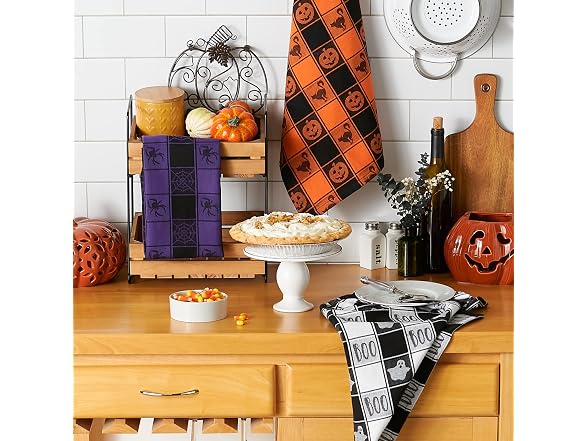 Halloween Collection Embellished Dishtowel Set