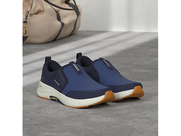 Skechers Go Walk Outdoor
