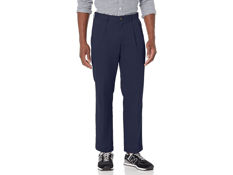 Amazon Essentials Mens Classic Fit Wrinkle Resistant Pleated Chino Pant
