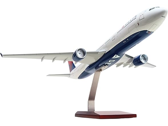 SkyMarks Elite Delta A330-300 1/100 Scale
