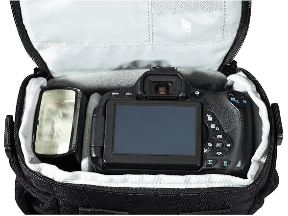 Lowepro Shoulder Bag Adventure SH 140