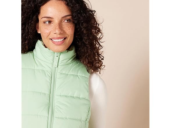Amazon Essentials Womens Mid Puffer Vest