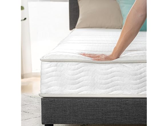 Zinus 8 Inch Foam and Spring Hybrid Mattress