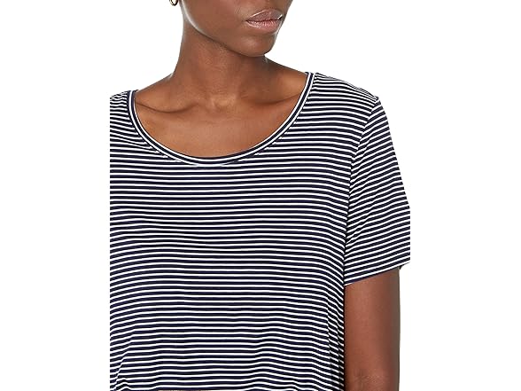 Amazon Essentials Womens Swing T-Shirt