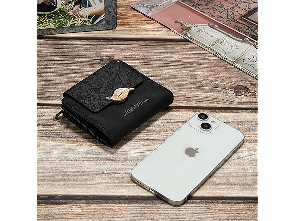 Chic Boutique De Mode Wallet