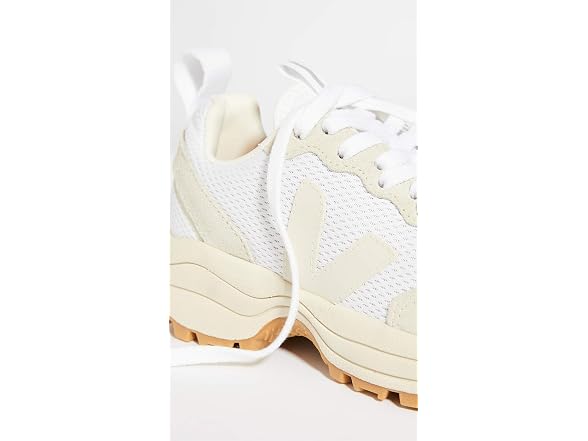 Veja Womens Venturi II