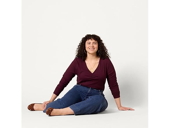 Amazon Essentials Women Large Slim Cinched T-Shirt
