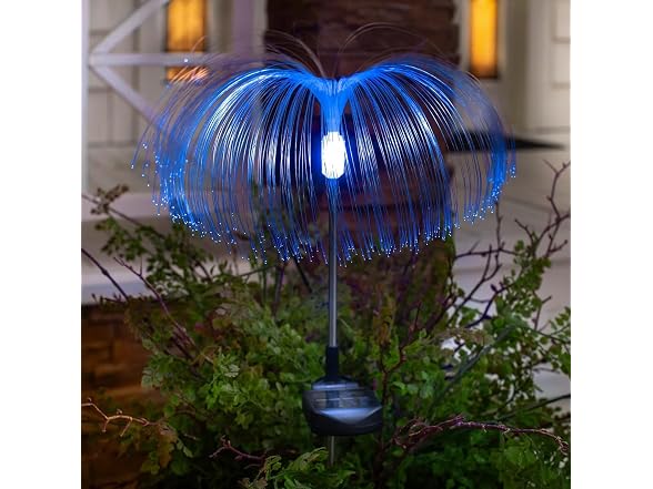 26in Water Spout Solar Stakes 3-Pack