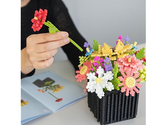Perler Wildflower Bouquet 3D Fused Bead Kit