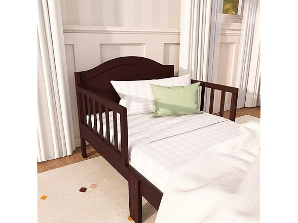 Dream On Me Sydney Toddler Bed w/Guards