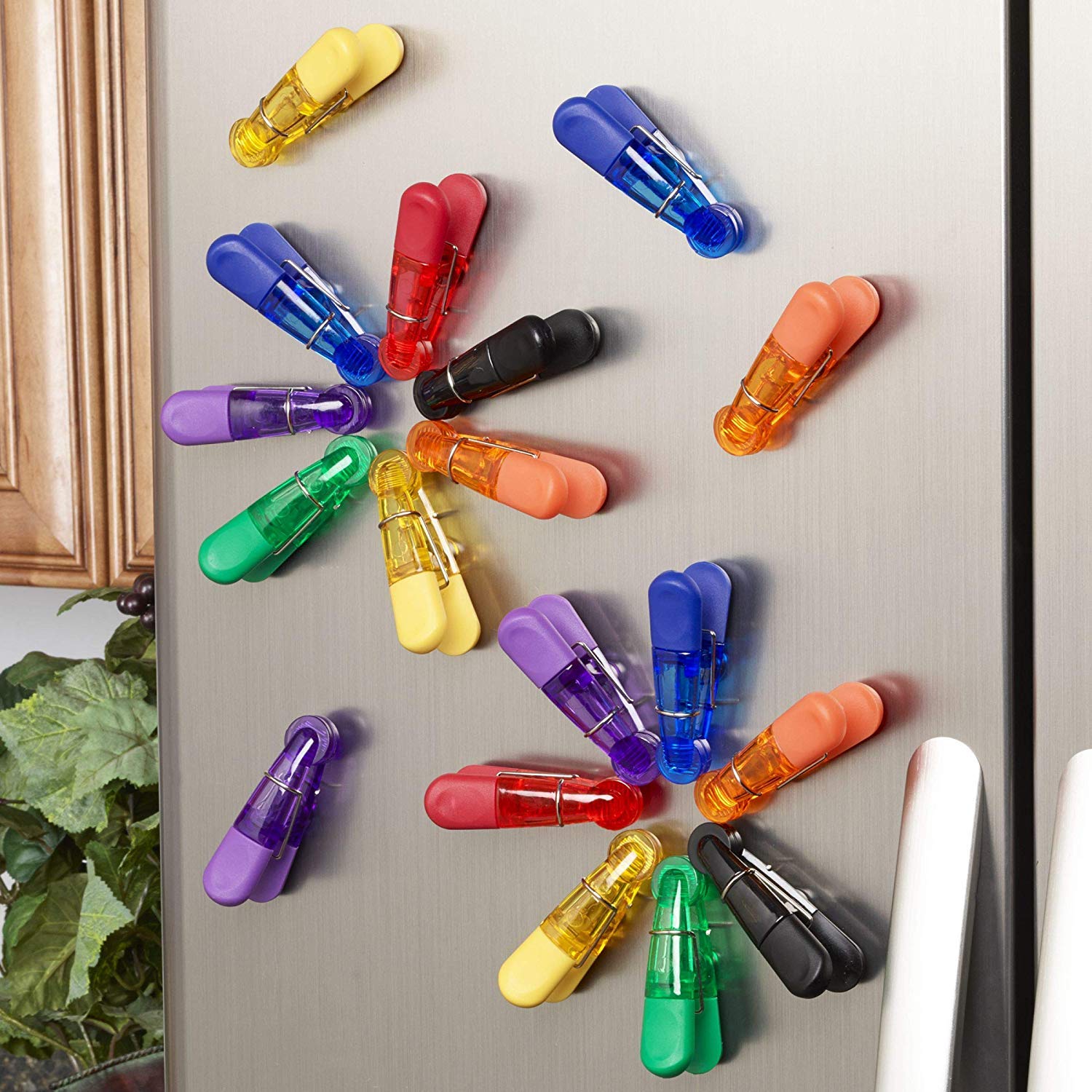 Set of 7 Magnetic Multipurpose Bag Clips - Gallery 14