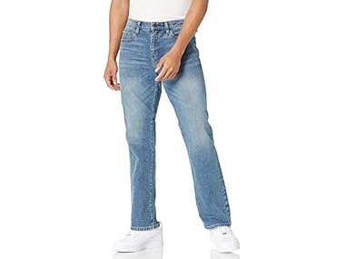 $6.99, Was $27.90, 74% Off! Amazon Essentials Men Straight-Fit Medium Wash dealfomo
