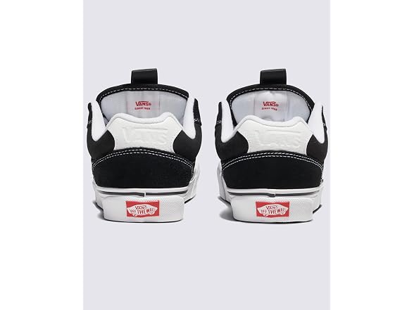 Vans Unisex Chukka Push Skate Shoe