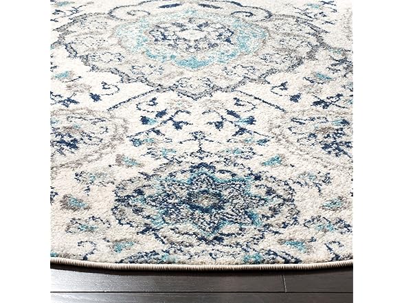 SAFAVIEH Madison Collection Area Rug - 4' Round