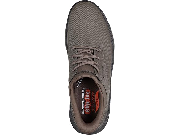 Skechers Men's Arch Fit Garza Slip In's (7.5)