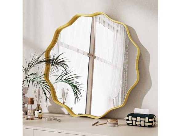 20"L x 20"W (Gold)