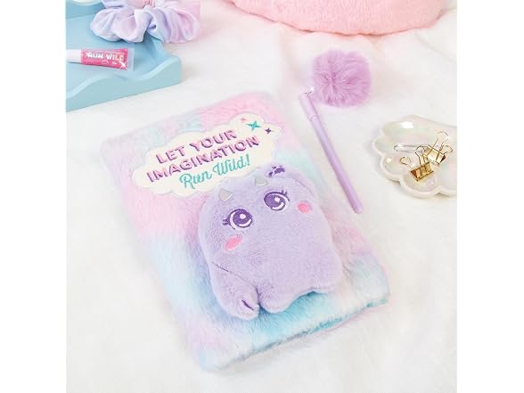 Make It Real 3C4G: Imagination Land Wild Style Plush Journal & Pen