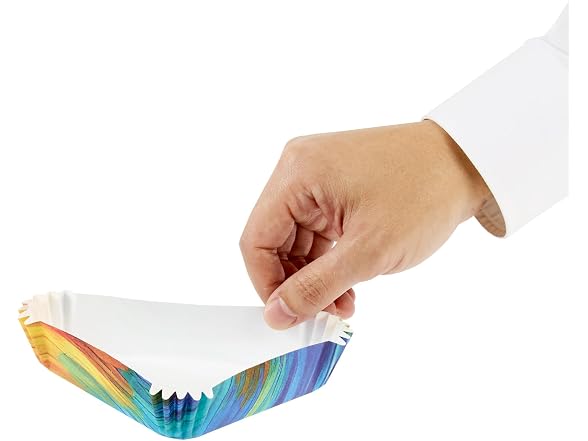 Restaurantware 6.8 oz Paper Triangle Baking Cup, 200 Pack