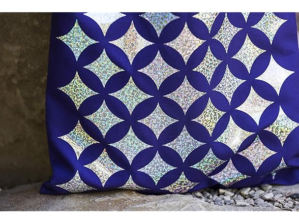 Cricut Holographic Sparkle Vinyl, Opal 4ft Roll