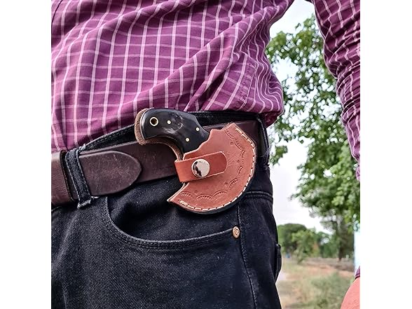 Vetus Skinning Knife BULL Horn Damascus