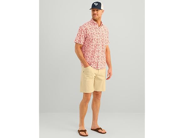 HUK Men Kona Pattern Fishing Button Down
