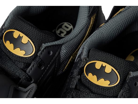 Reebok X DC Batman LX 2200 Sneaker (M7.5/W9)