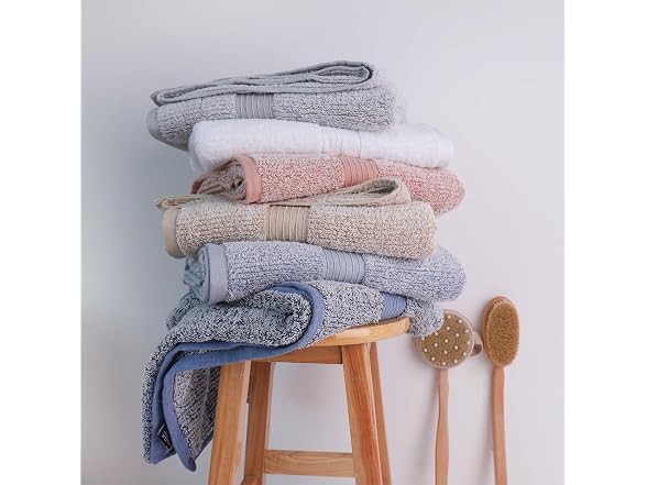 Everplush Youth Style Luxury Bath Towel (30x56in)