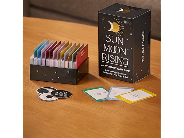 Hasbro Gaming Sun Moon Rising Game
