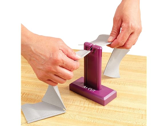 Ideaworks Upright Thread Cutter For