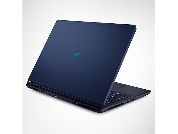 Alienware 16 Aurora RTX 5070 Gaming Laptop