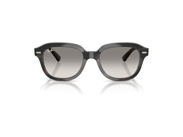 Ray-Ban RB4398 Erik Sunglasses