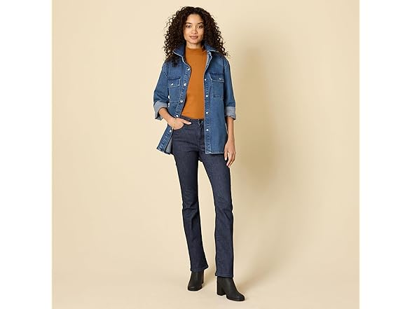 Amazon  Essentials Mid-Rise Bootcut Jean Rinsed 16L