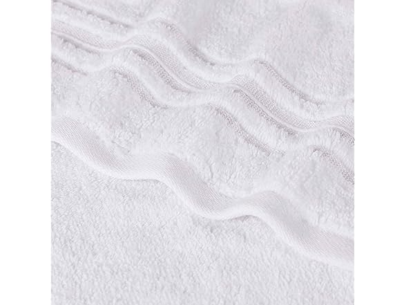 Superior SADIE Floral Towel Set