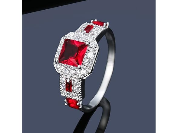 Emsione Inlaid Square Red Zircon Ring