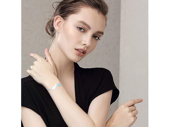 Lotus Bracelet Cat Playing Balls 6.5''-7.6''