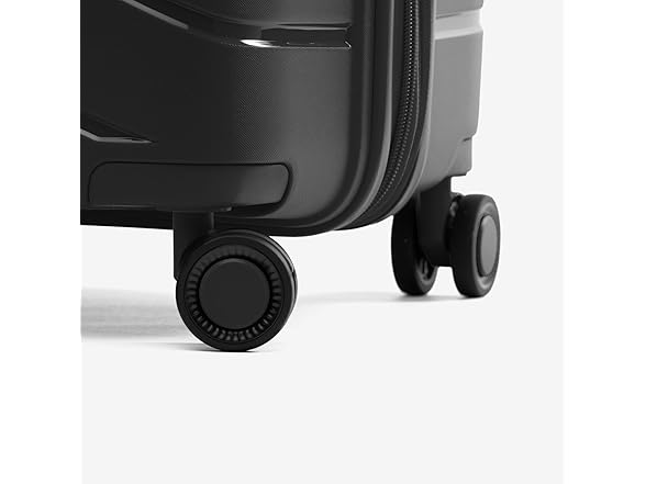 Atlantic Medium to Large Checked Hardside Spinner