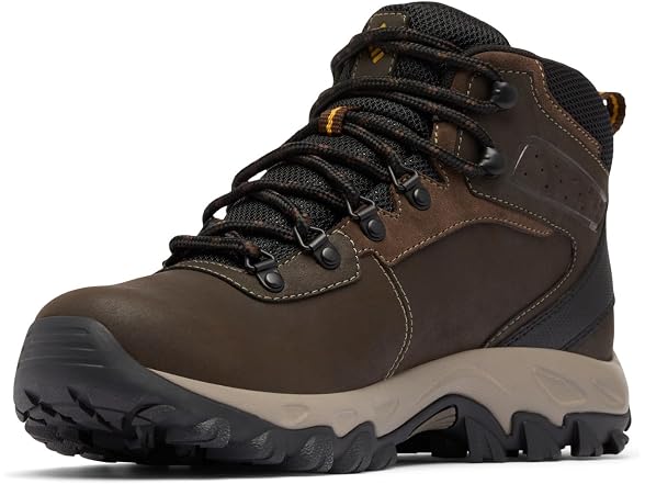 Columbia Men's Newton Ridge II Hiking Boot