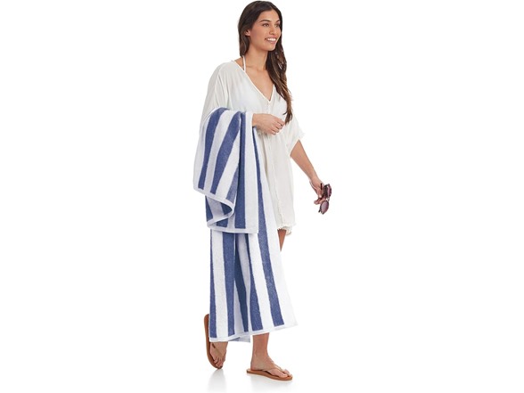 Amazon Basics Cabana Stripe Beach Towel