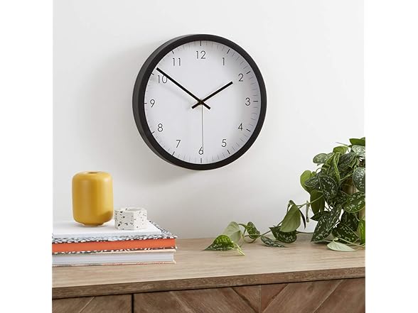 Amazon Basics Classic 12" Wall Clock