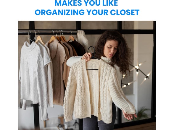 Simple Deluxe 30 Pack Plastic Hangers