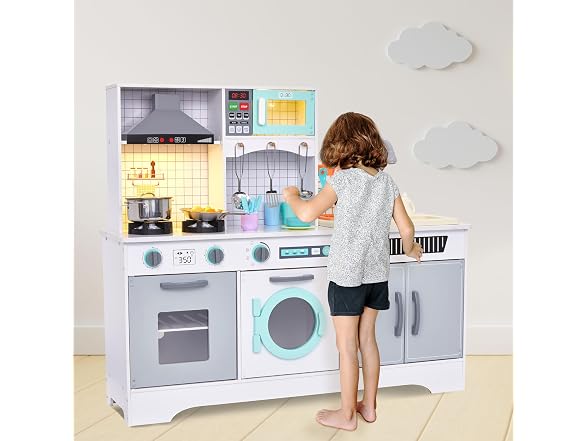Kitchen Playset With Working Sink