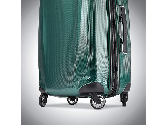 Samsonite Winfield 3 DLX Hardside 28" Luggage