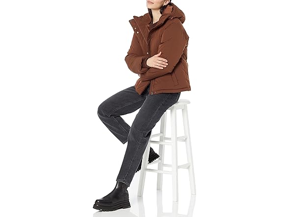 Amazon Essentials Womens Puffer Jacket