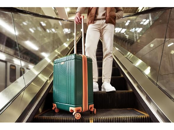 Dockers Hooper Hardside Expandable 8-Wheel Carry On Luggage, 20"