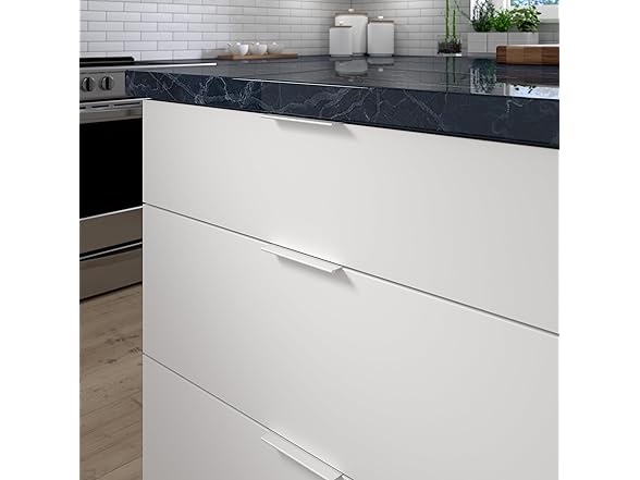 Richelieu Hardware 5 1/16" Center-to-Center Pull