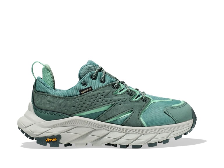 discount women's athletic shoes