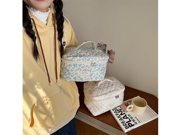 Aesthetic Floral Quilted Cotton Cosmetic Bag