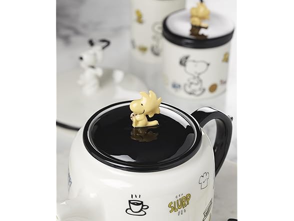 Lenox Chef Snoopy Teapot 40oz