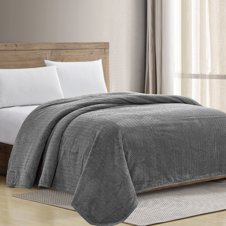 Luxury Home Chevron Braided Micro Plush Blanket - Gallery 7
